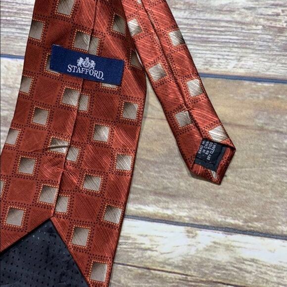Stafford Handmade Silk Tie - Picture 3 of 3